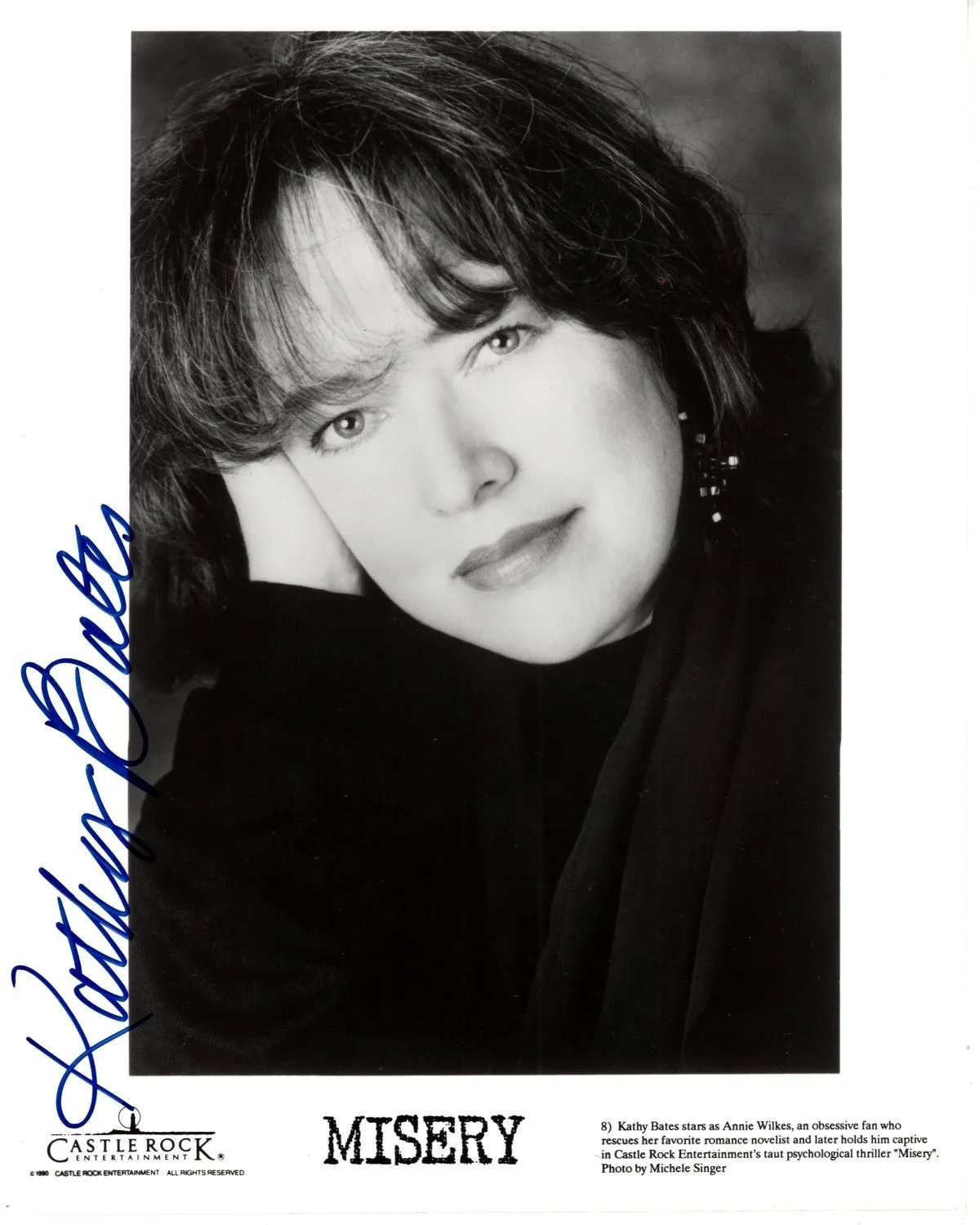 Kathy Bates — KATHY BATES signed autographed 8x10 MISERY ANNIE WILKES press photo