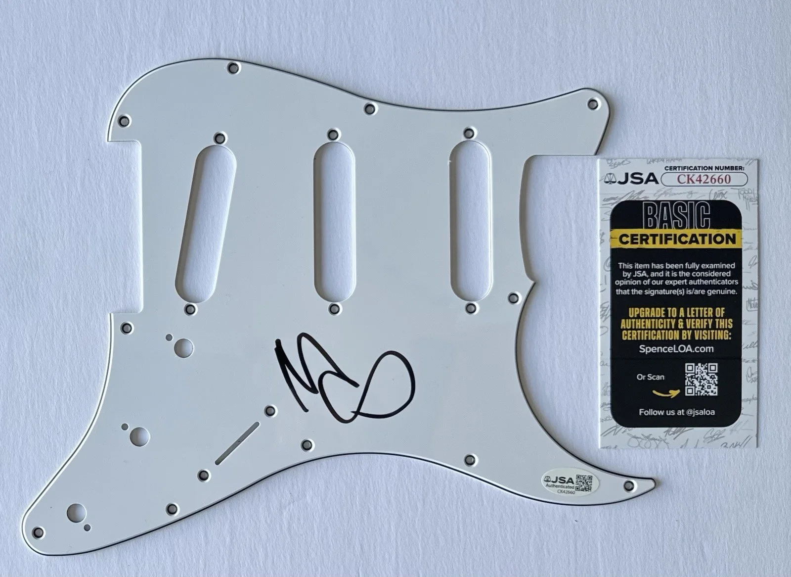 NAS HAND SIGNED AUTOGRAPH PICKGUARD +JSA COA NASIR JONES RAPPER, image 2