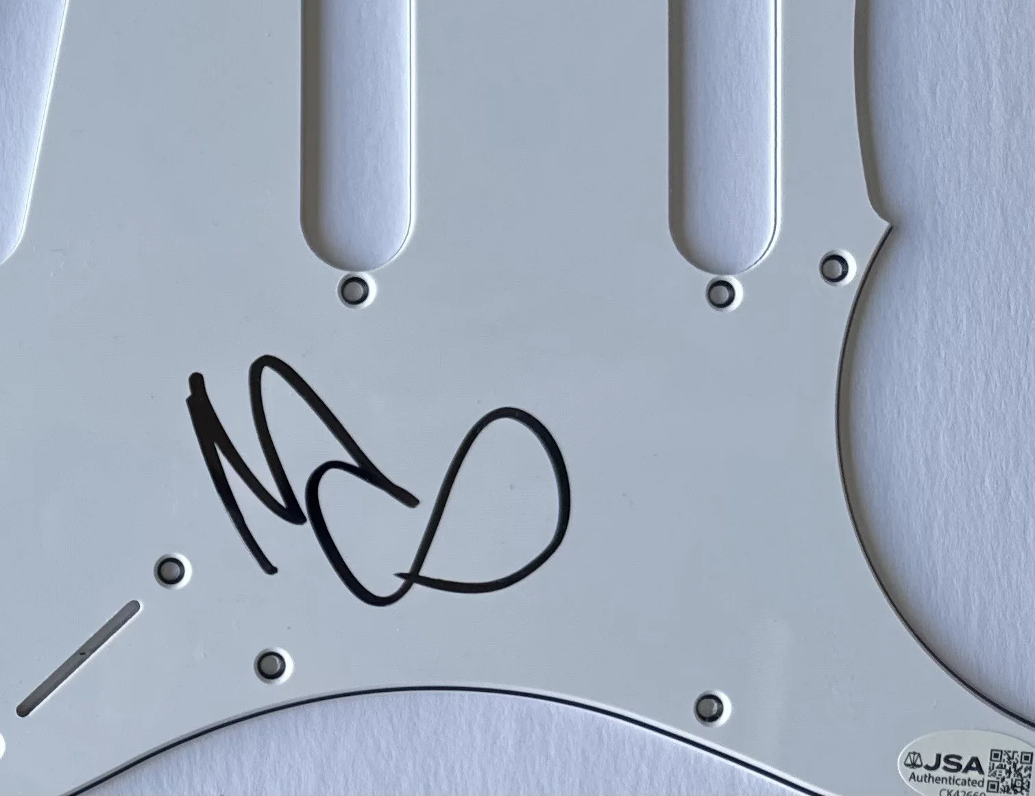 NAS HAND SIGNED AUTOGRAPH PICKGUARD +JSA COA NASIR JONES RAPPER, image 4