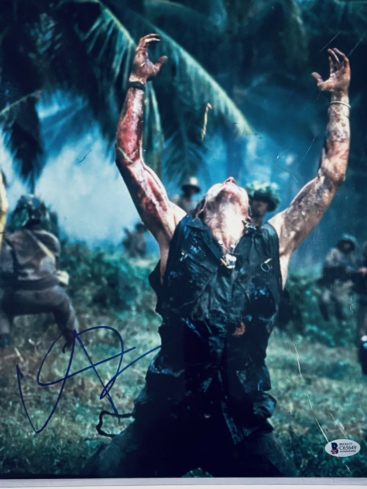 Willem Dafoe Signed 11x14 Beckett, image 2