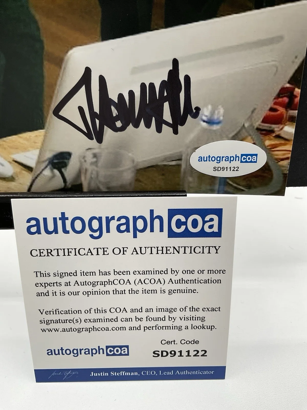Thomas Middleditch — Thomas Middleditch signed 8x10 Silicon Valley signed 8x10 autographed photo ACOA, image 3