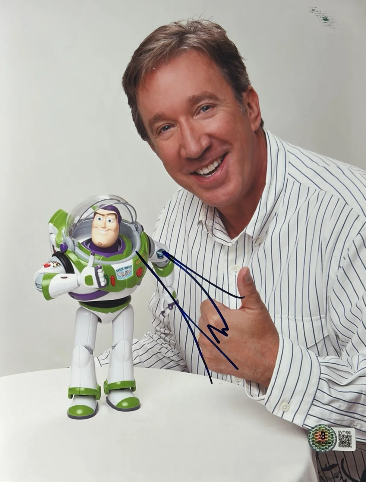 Tim Allen — Tim Allen BUZZ LIGHTYEAR Autographed Signed TOY STORY 8x10 Photo Beckett BAS COA