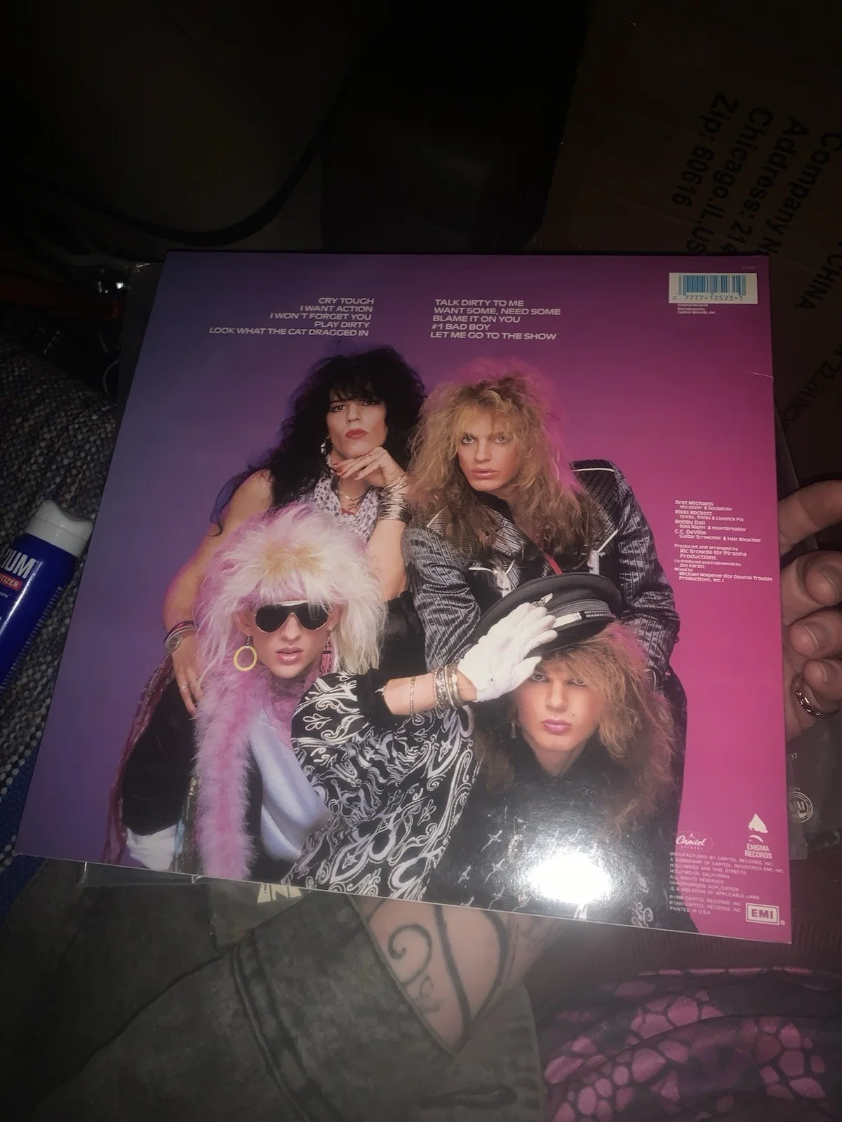 Poison –Look What the Cat Dragged In (1986) Vinyl LP *Mint* Autographed by Band, изображение 3