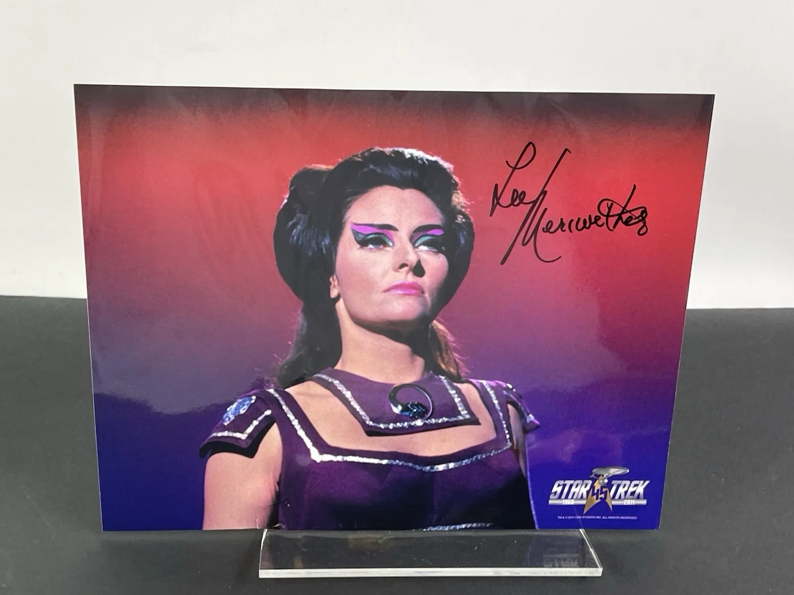 MERIWETHER — LEE MERIWETHER as LORSIA SIGNED 8X10 PHOTO STAR TREK ORIGINAL SERIES, изображение 2