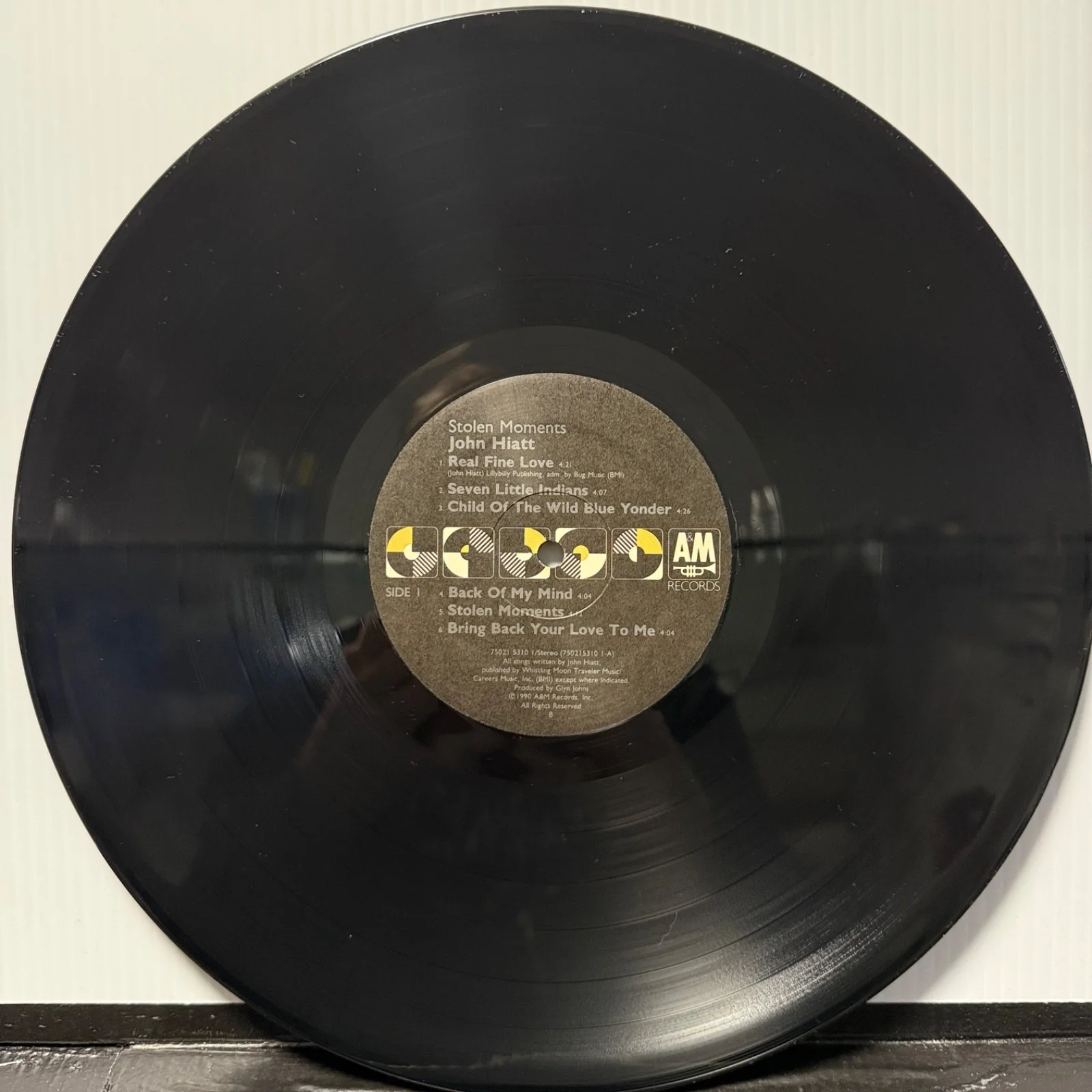 AUTOGRAPHED - JOHN HIATT "Stolen Moments" A&M vinyl 75021 5310 NM/NM but smeared, изображение 4