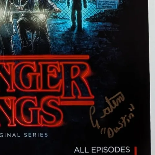 MILLIE BOBBY BROWN — MILLIE BOBBY BROWN WOLFHARD MATARAZZO 4X Signed 11x17 Stranger Things BAS COA +, image 4