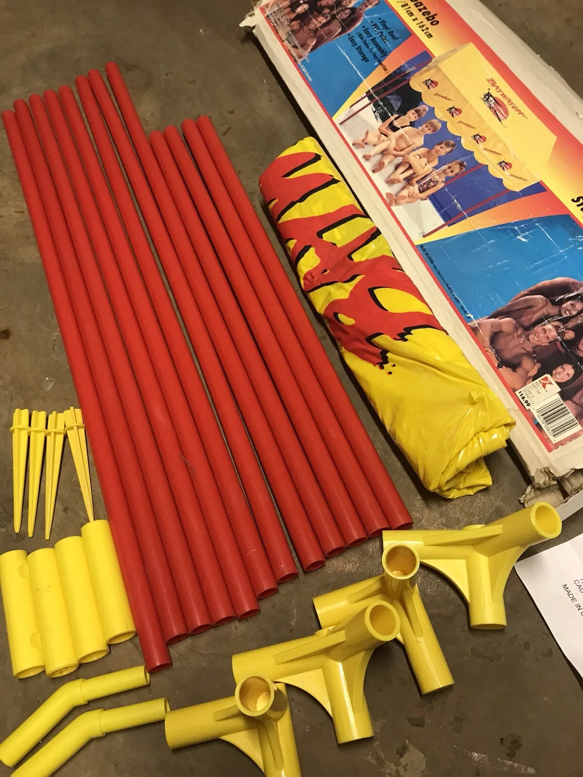 Baywatch Beach Gazebo Play Tent, with David Hasselhoff Lot!!!, изображение 4