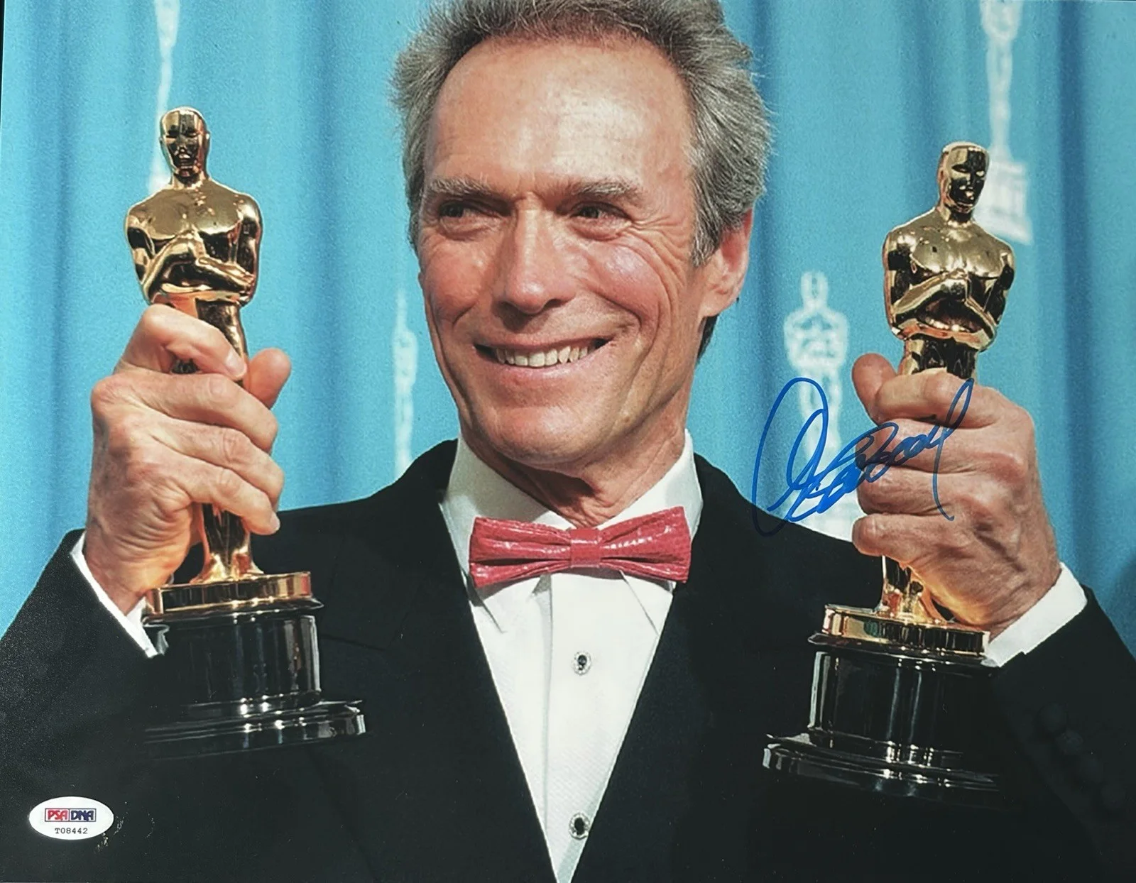 CLINT EASTWOOD — CLINT EASTWOOD SIGNED 11X14 PHOTO AUTOGRAPH PSA/DNA LOA ACADEMY AWARDS OSCARS, изображение 2