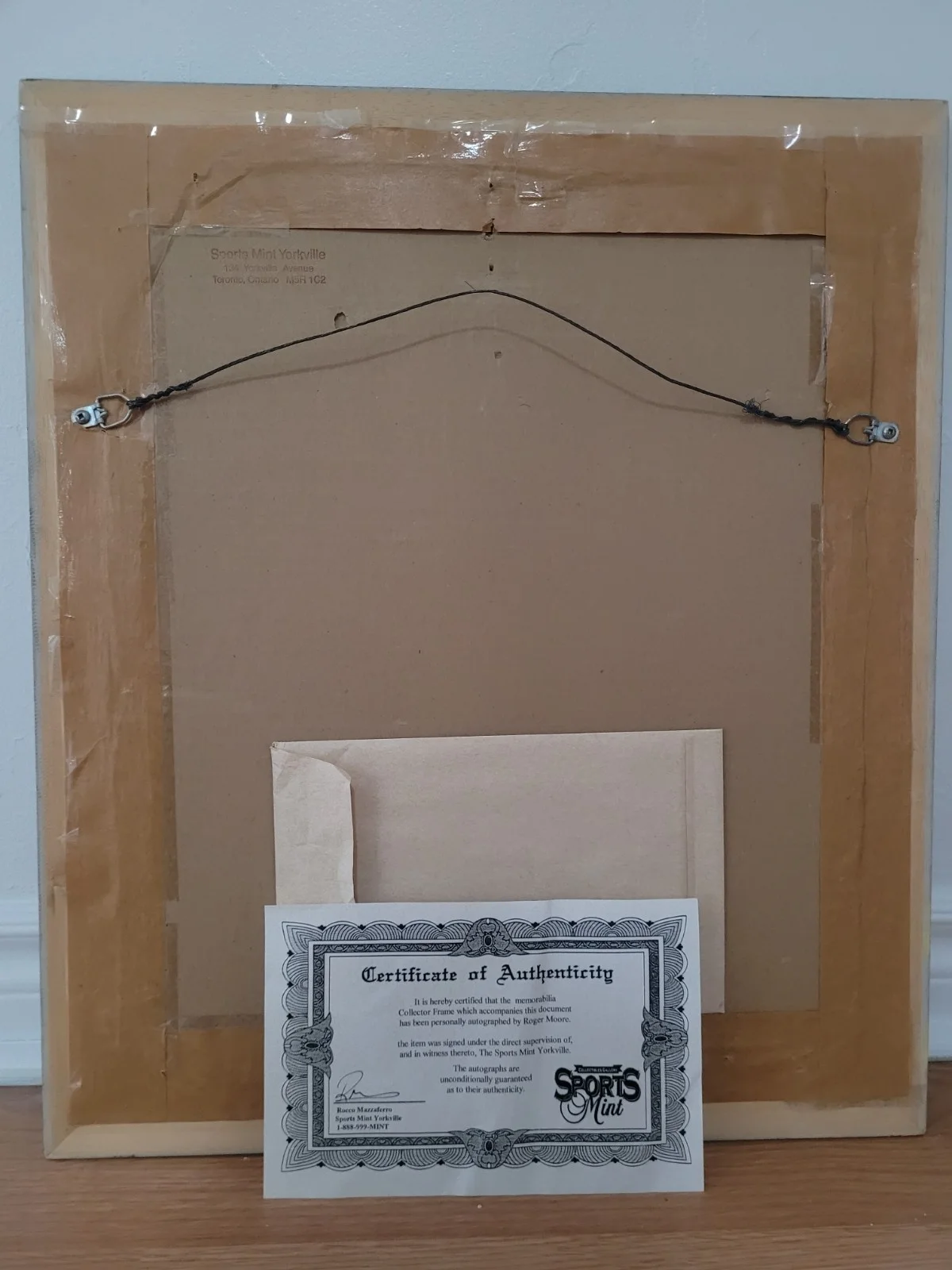 Roger Moore — AUTHENTIC 1983 Roger Moore Octopussy James Bond 007 HAND SIGNED / FRAMED + COA, image 4