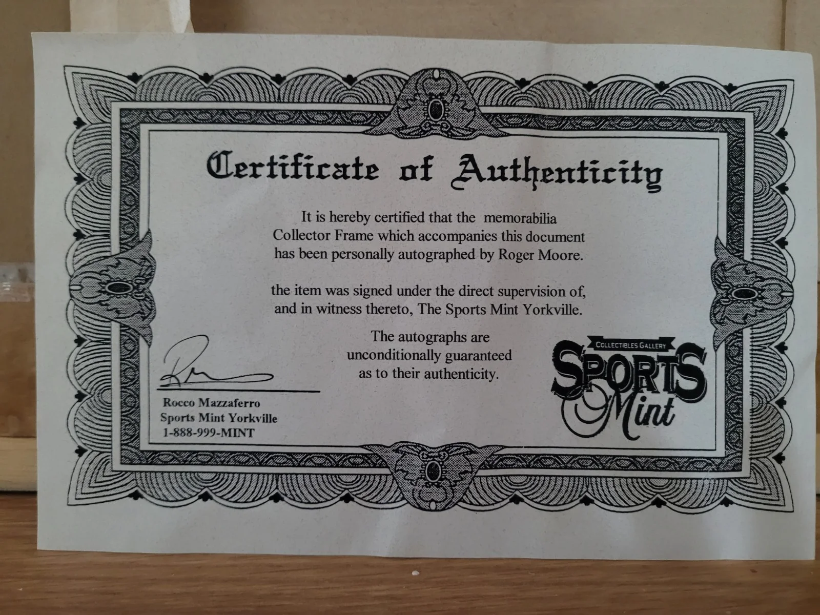 Roger Moore — AUTHENTIC 1983 Roger Moore Octopussy James Bond 007 HAND SIGNED / FRAMED + COA, image 5