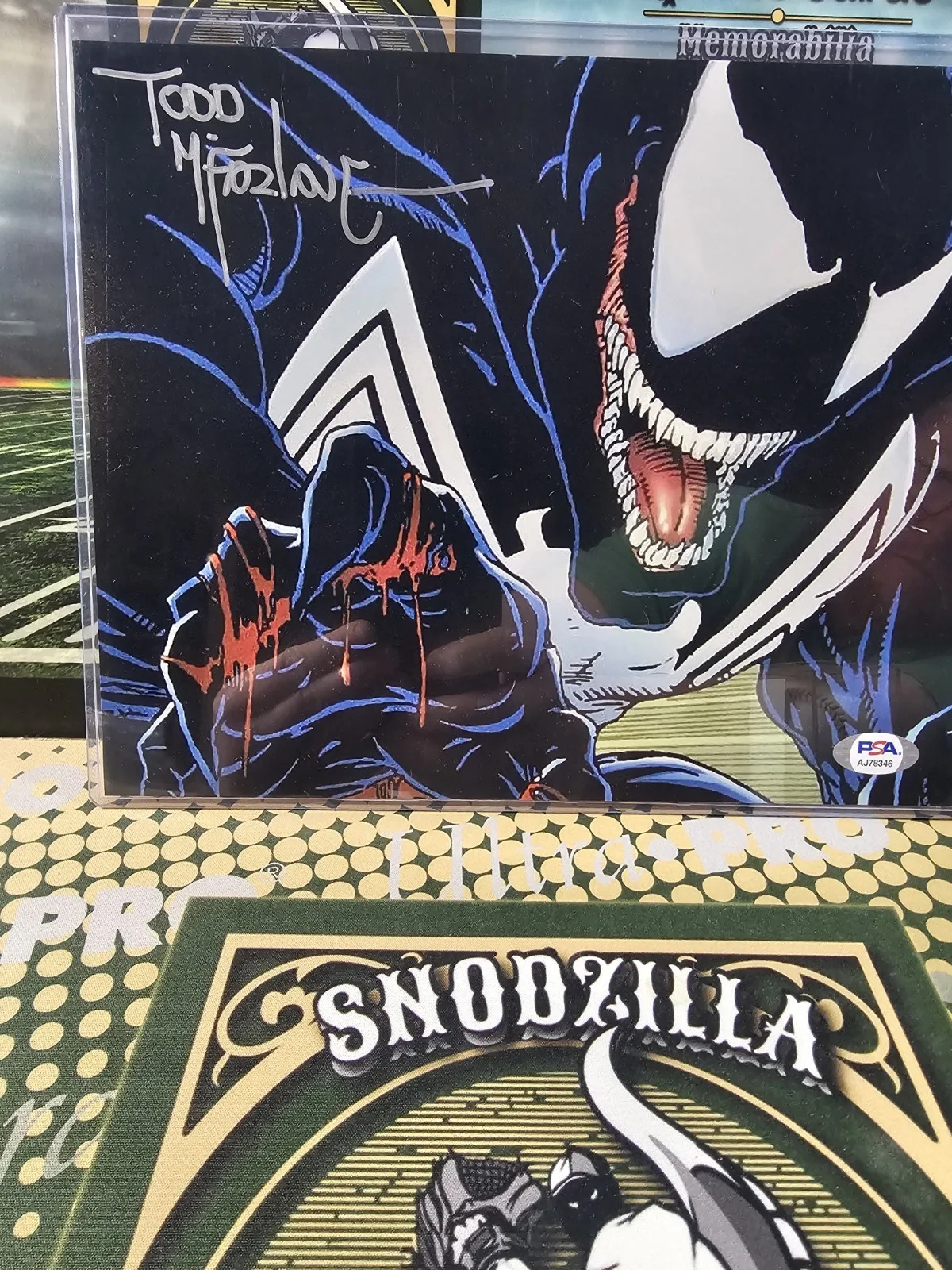 Todd McFarlane — Todd McFarlane Signed 8x10 Venom Photo! PSA COA!, image 2