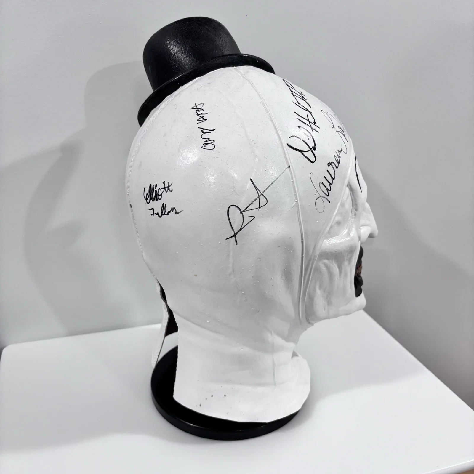 David Howard Thornton Lauren LaVera Damien Leone — Terrifier 2 Indiegogo 2019 Exclusive Mask Signed Rare Art The Clown Collectible, изображение 5