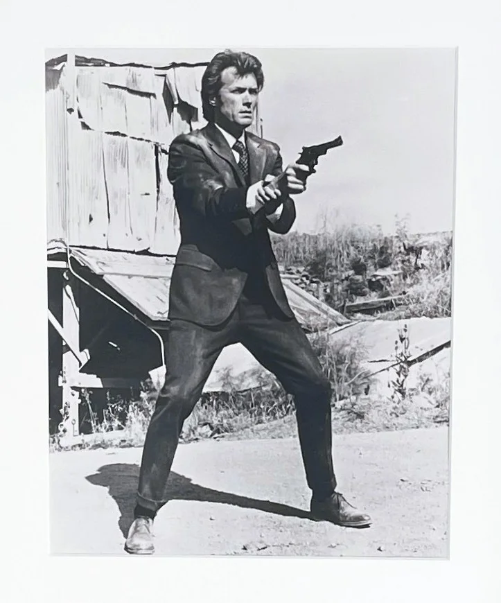 Dirty Harry Photo Original Framed 8X10 Inch B&W Press Publicity Still, изображение 3