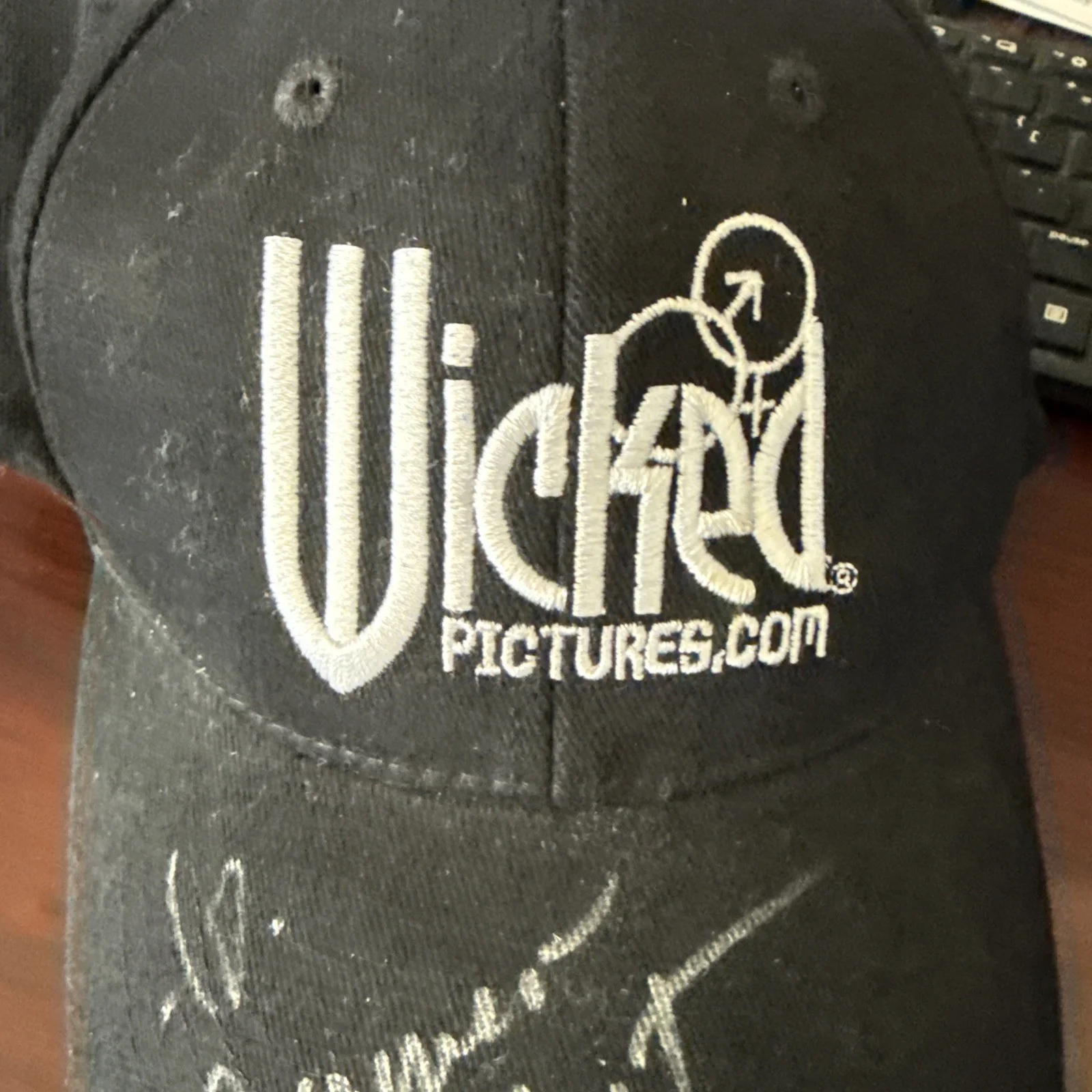 Carmen Hart — Carmen Hart REAL hand SIGNED Baseball Cap Wicked Pictures Autographed Porn Star, image 3
