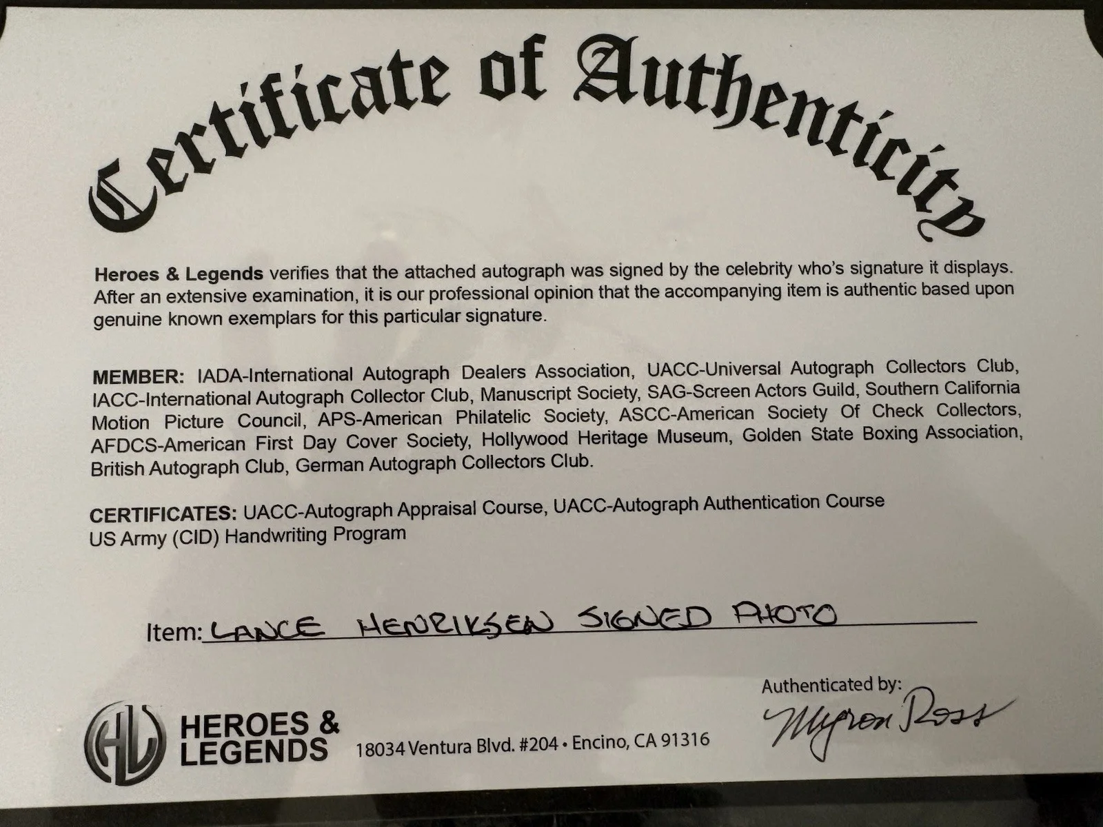 Lance Henriksen Autographed Photo w/coa, изображение 2