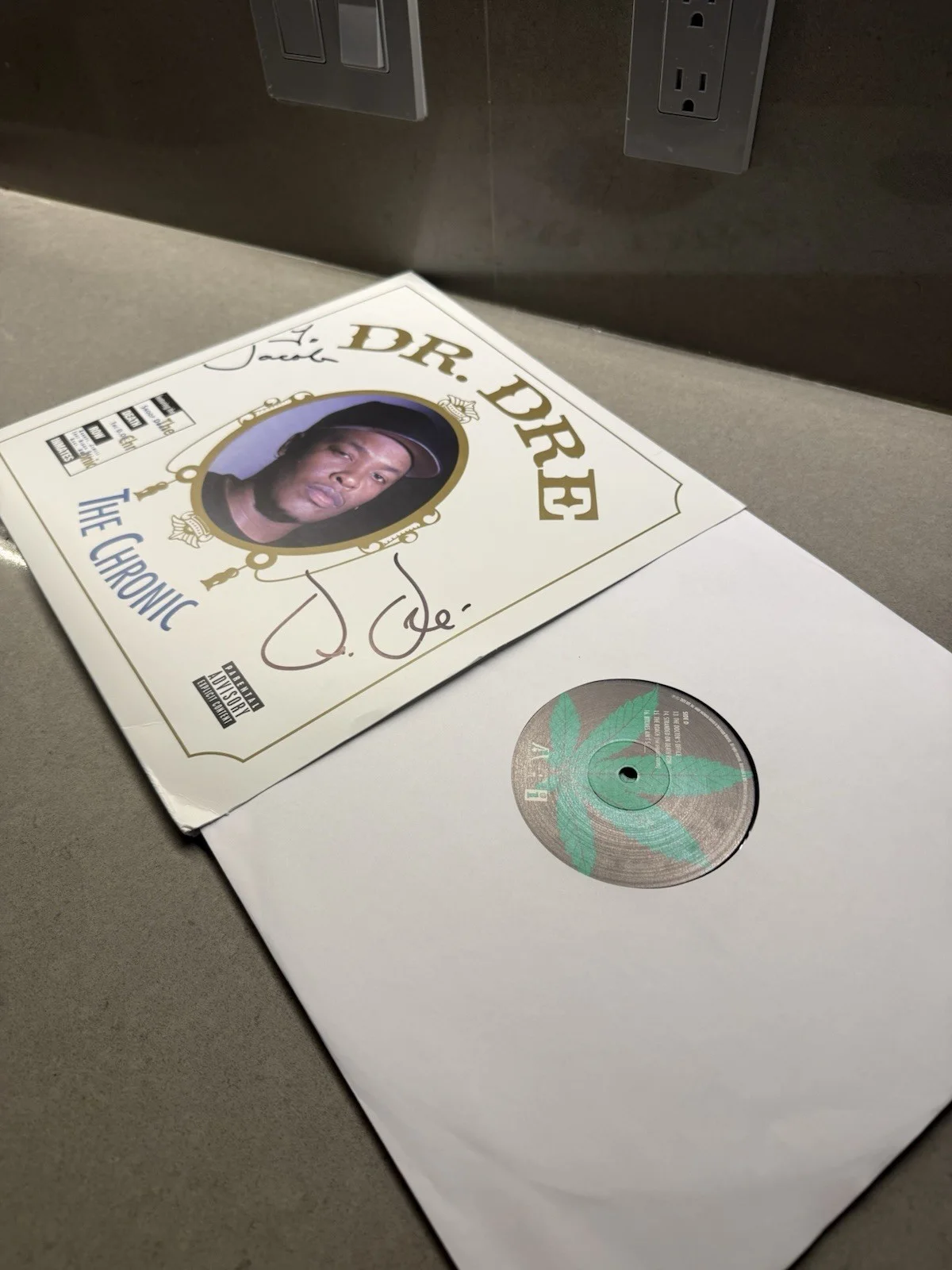 Dr. Dre the Chronic Vinyl Record — AUTOGRAPHED, image 3