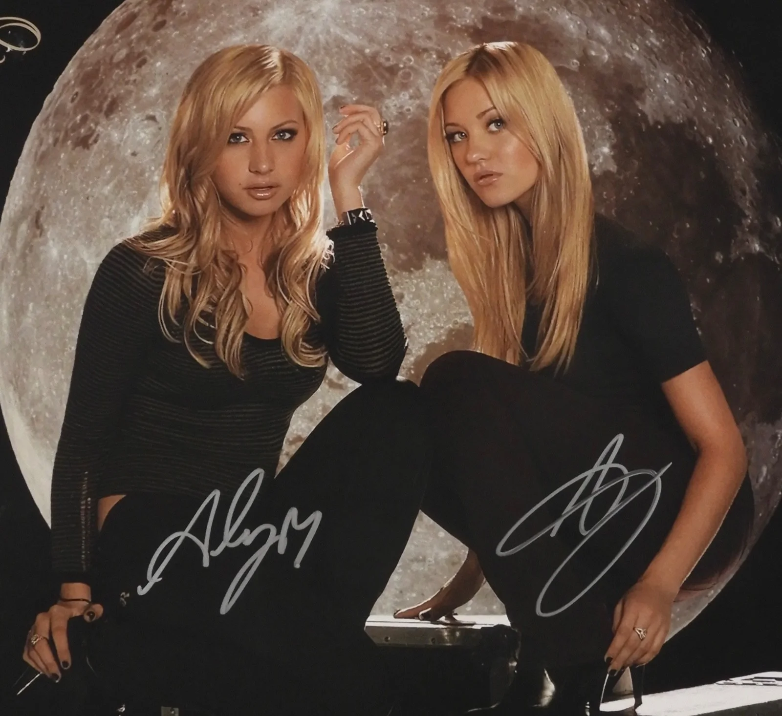 Aly & AJ JSA Autograph Signed Album Record Vinyl Insomniatic, изображение 2