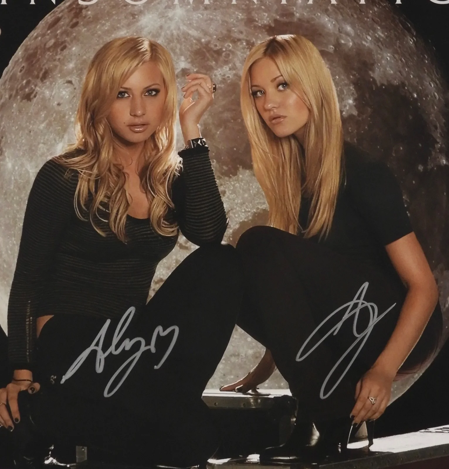 Aly & AJ JSA Autograph Signed Album Record Vinyl Insomniatic, изображение 2