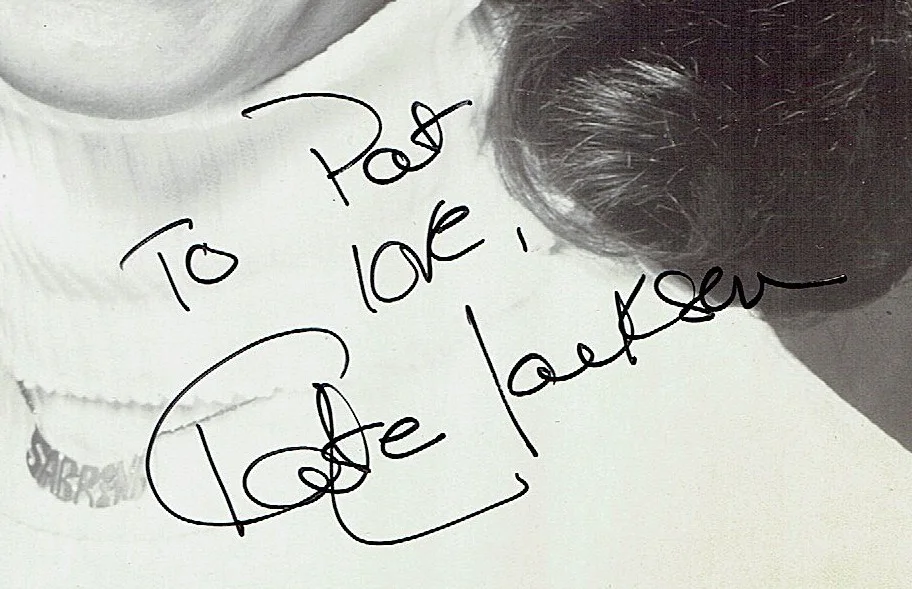 KATE JACKSON — KATE JACKSON HAND SIGNED PHOTO BLACK WHITE 8x10 CHARLIE'S ANGELS "SABRINA", image 2