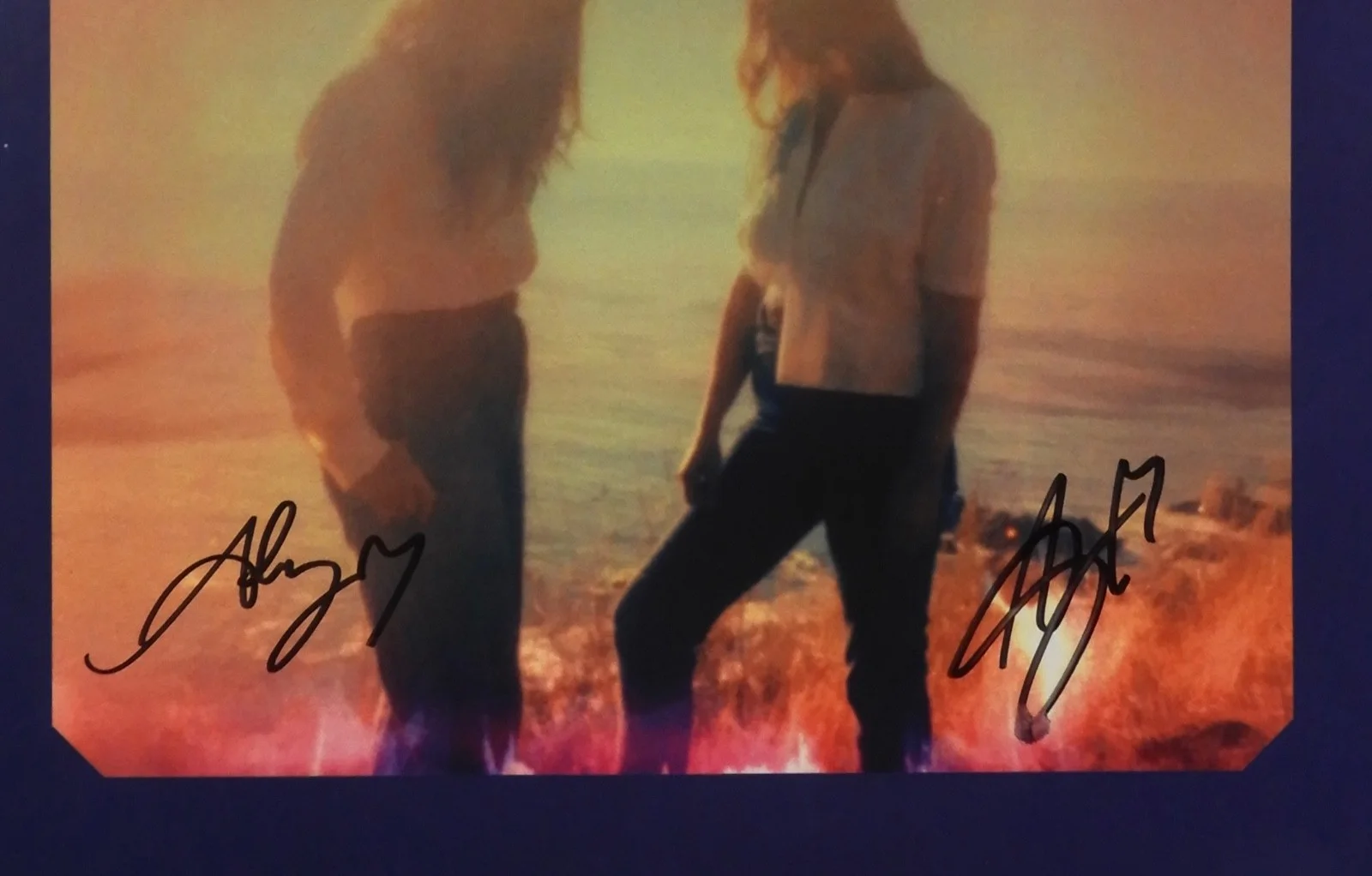 Aly & AJ JSA Autograph Signed Album Record Vinyl Silver Deliverer, изображение 2