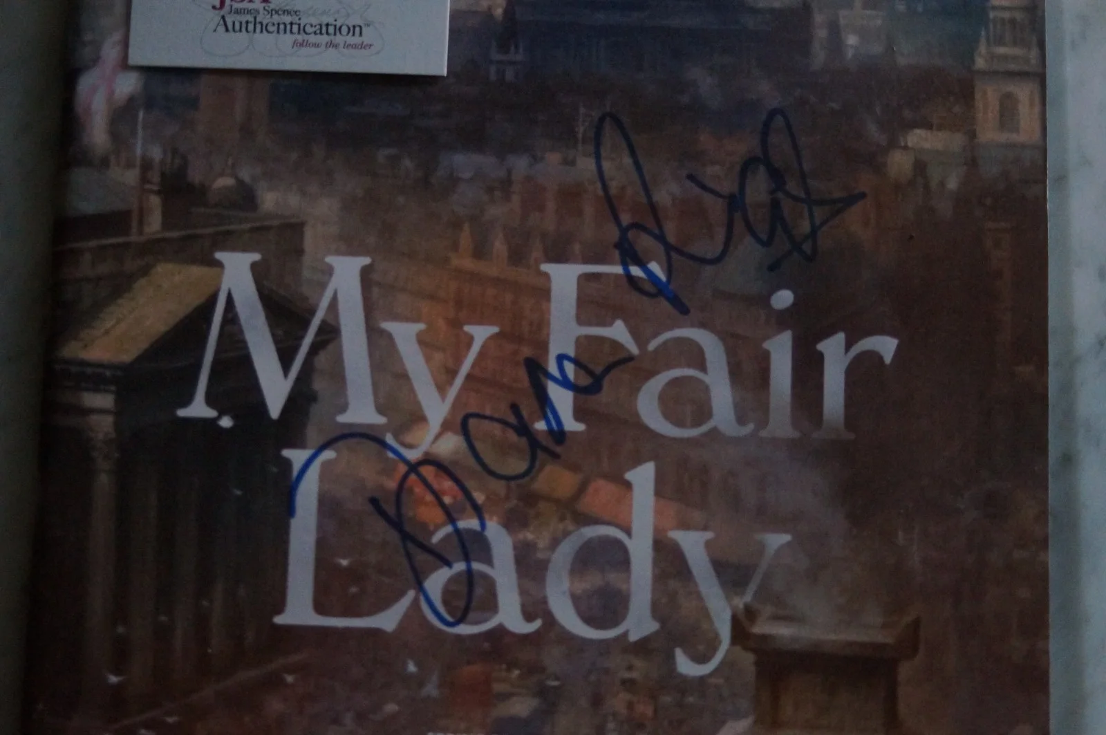 Diana Rigg — DIANA RIGG SIGNED MY FAIR LADY PROGRAM PSA/DNA EMMA PEEL AVENGERS STEED, изображение 2