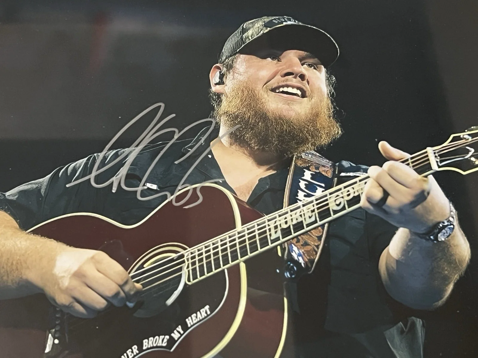 Luke Combs Autographed Signed 8.25x11.5 Photo Country Music Star Fully Framed, изображение 5