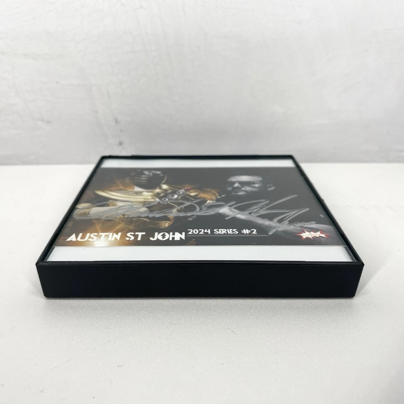 Austin St John — Gold Power Ranger Zeo Card Autographed By Austin St John Fanward Exclusive, изображение 2