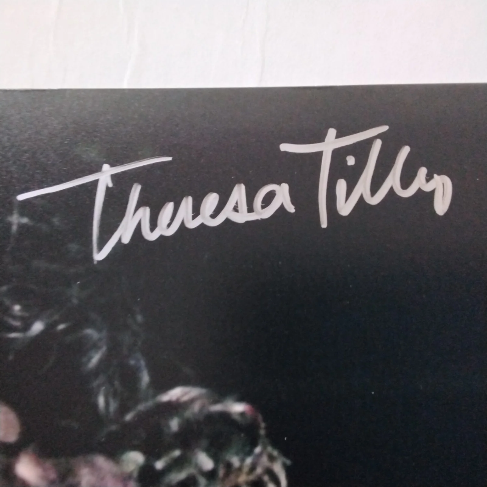 Theresa Tilly SIGNED 8x10 Photo 80s Movie Actress The Evil Dead "Deadite" COA, изображение 5