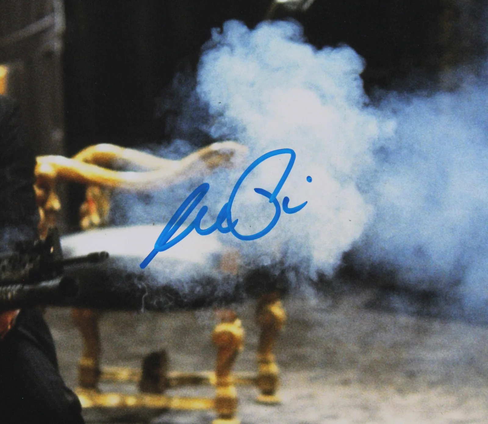 Al Pacino — Al Pacino Scarface Authentic Signed 16x20 Horizontal Shooting Photo BAS 6, image 2