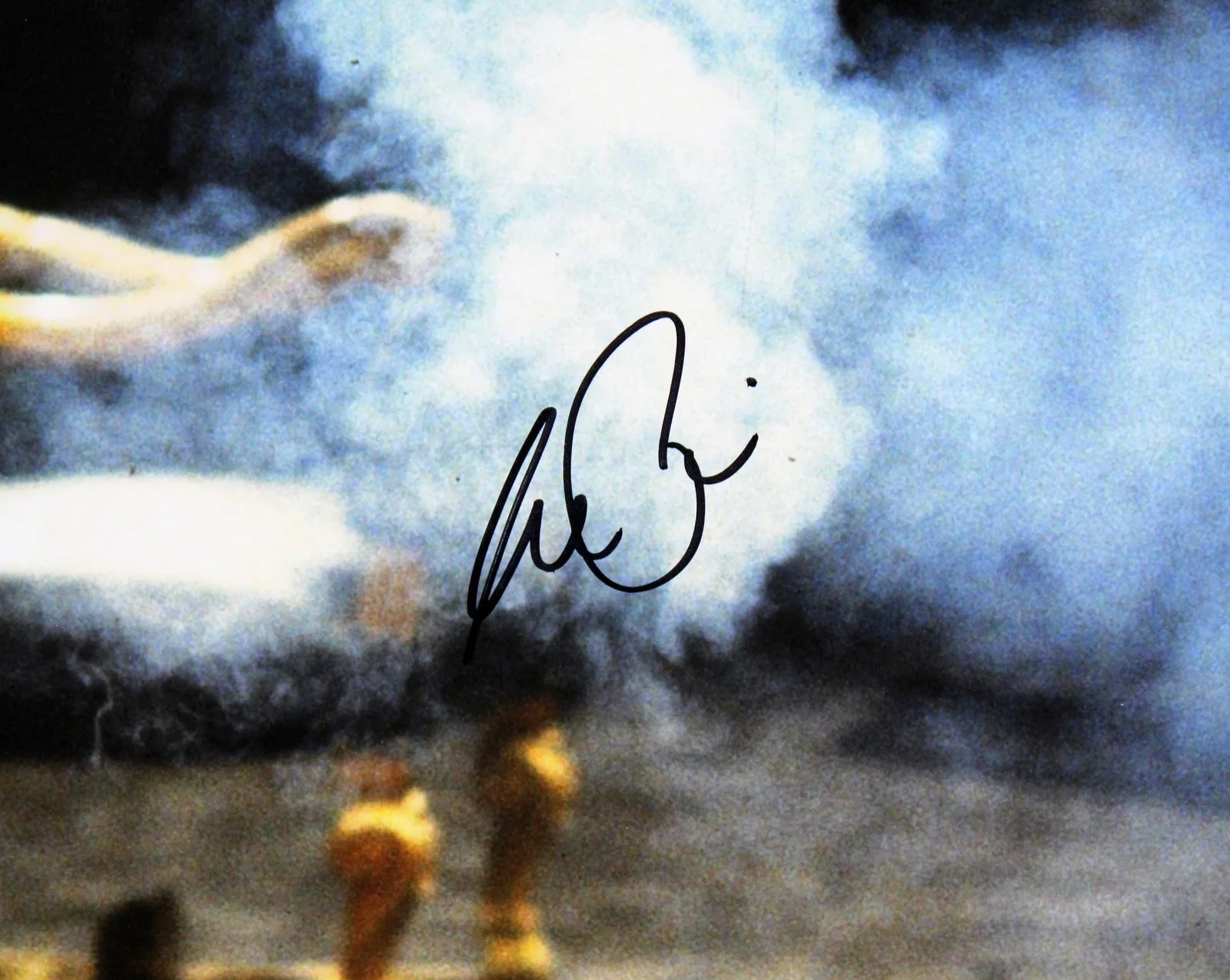 Al Pacino — Al Pacino Scarface Authentic Signed 16x20 Horizontal Shooting Photo BAS 5, image 2