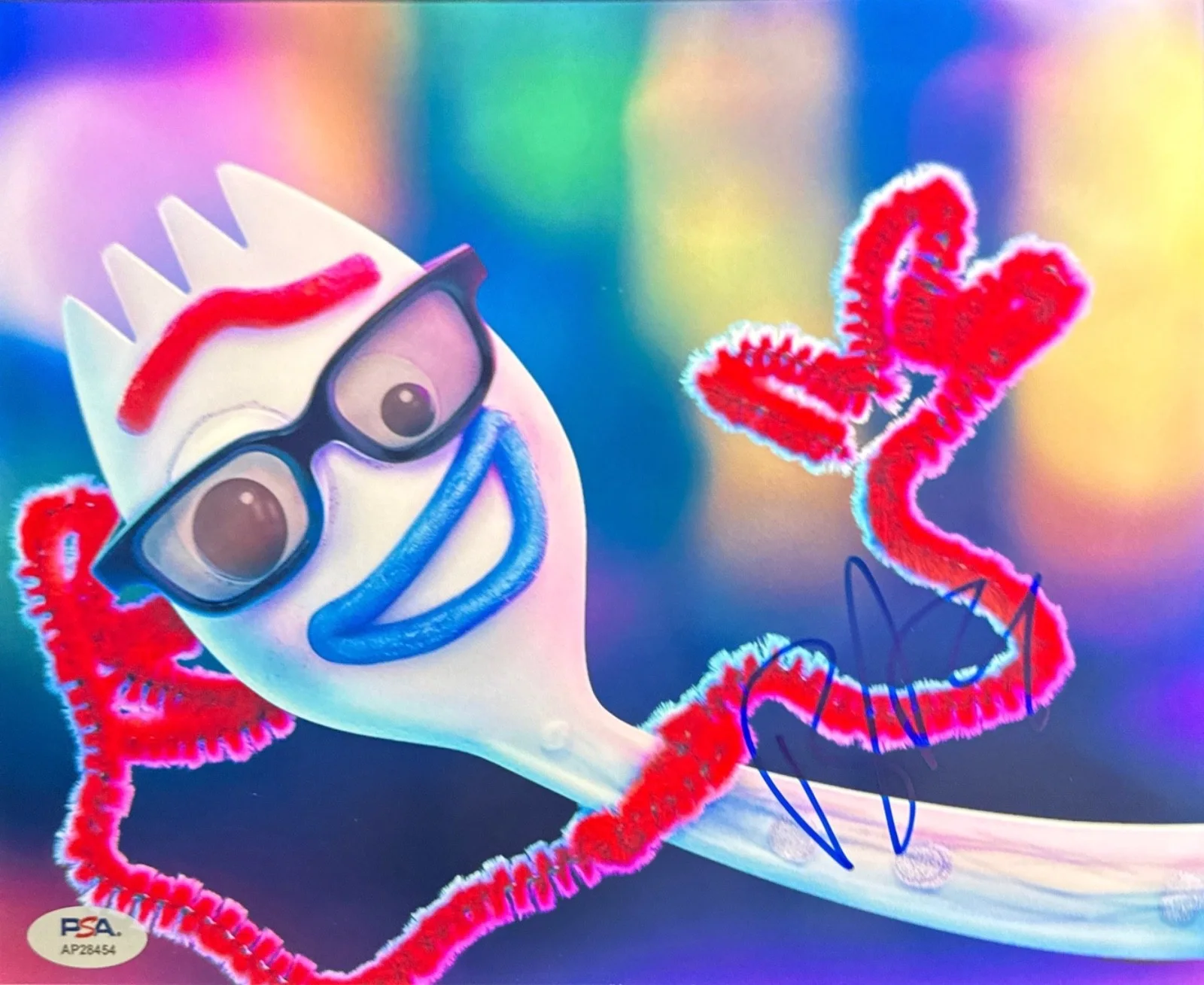 Tony Hale — Tony Hale Signed 8x10 Disney Pixar Toy Story Forky PSA AP28454, image 2