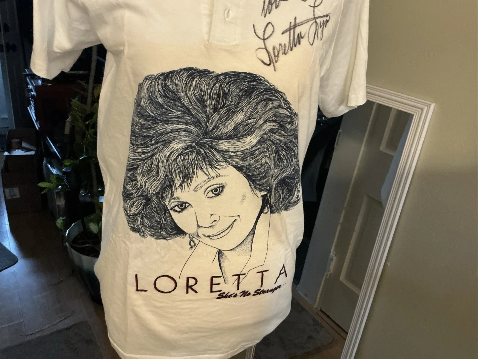 LORETTA LYNN SHIRT WORN BY LORETTA AND AUTOCORRECT BY HER PERSONAL ITEM., image 4