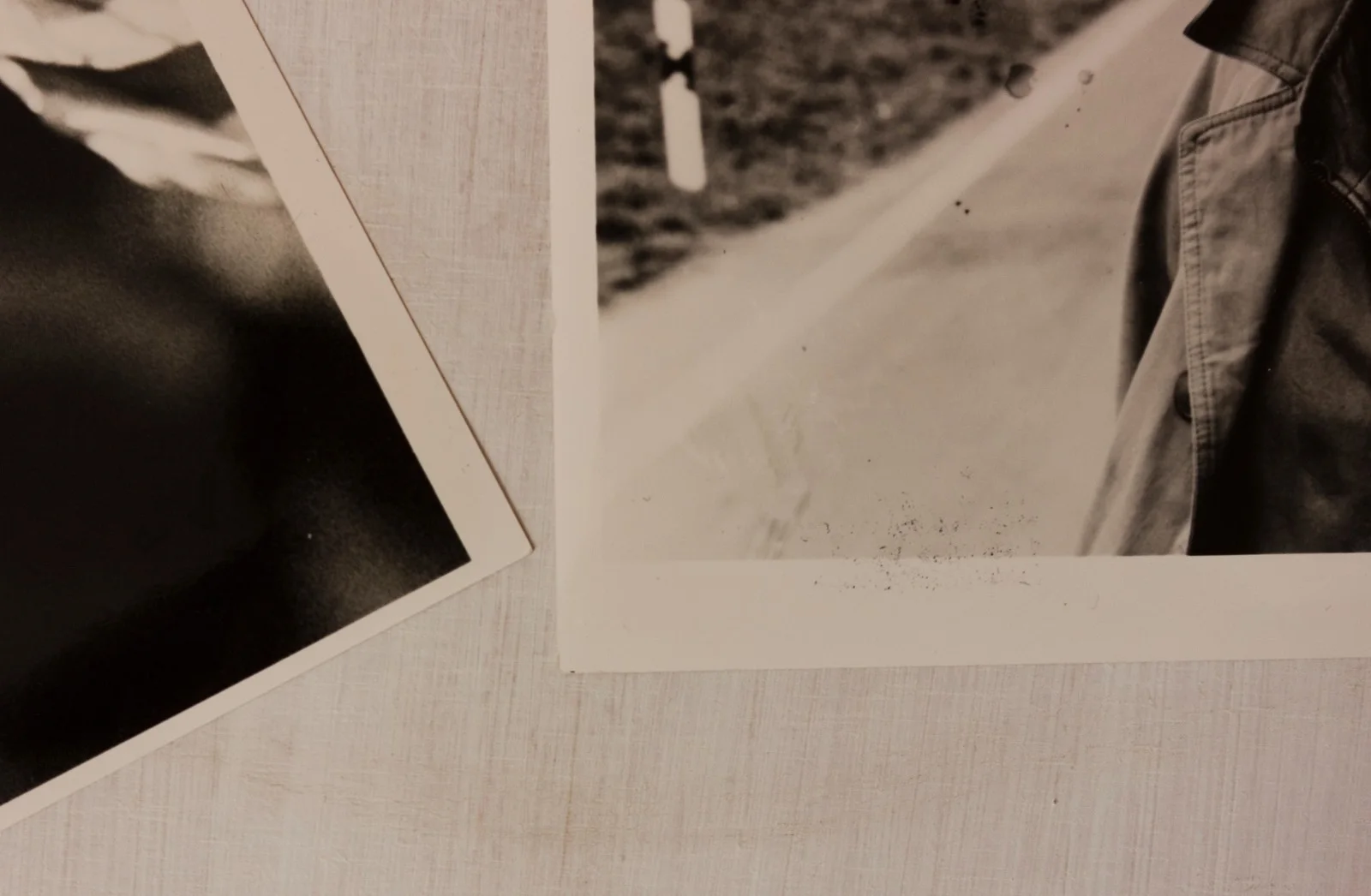 The Death of Mario Ricci - 2 Film Stills Gian Maria Volonte Mimsy Farmer French, изображение 2