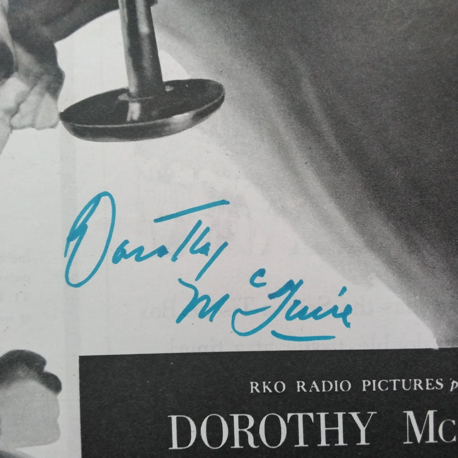 Dorothy McGuire SIGNED 1946 Movie Ad The Spiral Staircase George Brent Barrymore, изображение 5