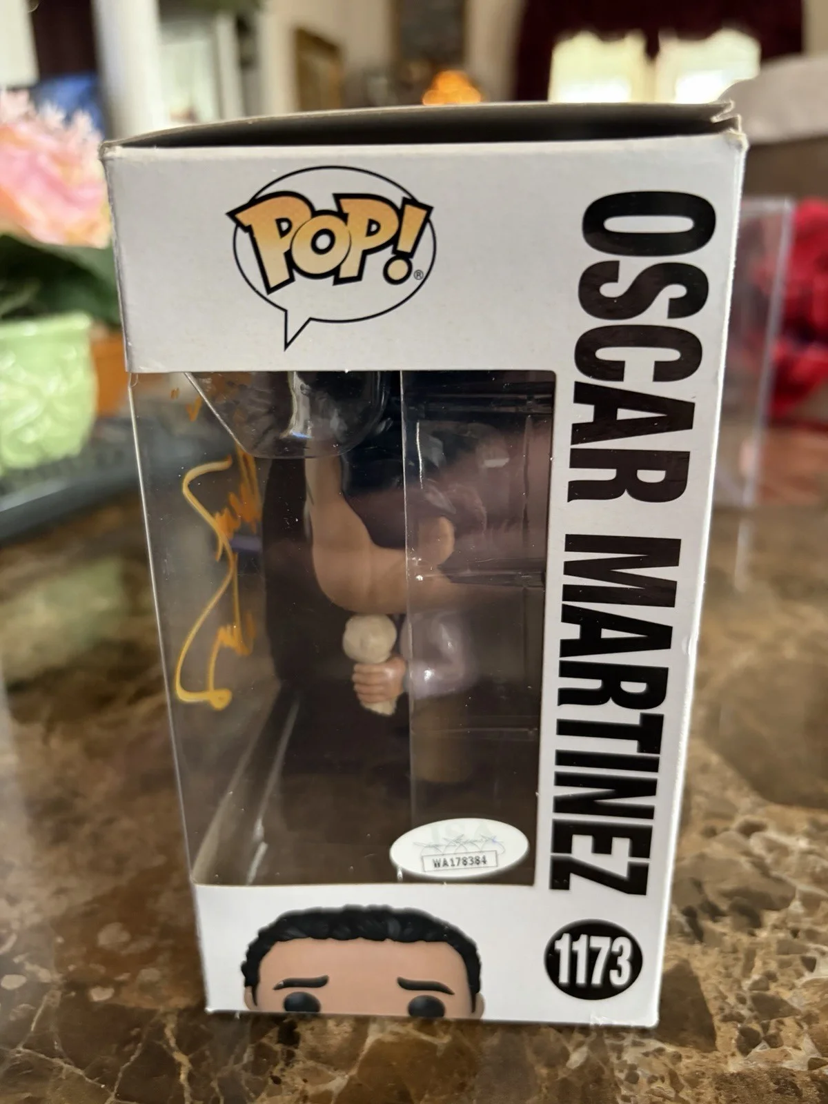 Oscar Nunez — Oscar Nunez The Office Signed Oscar #1173 Funko Pop Vinyl Figure JSA #WA178384🔥, изображение 3