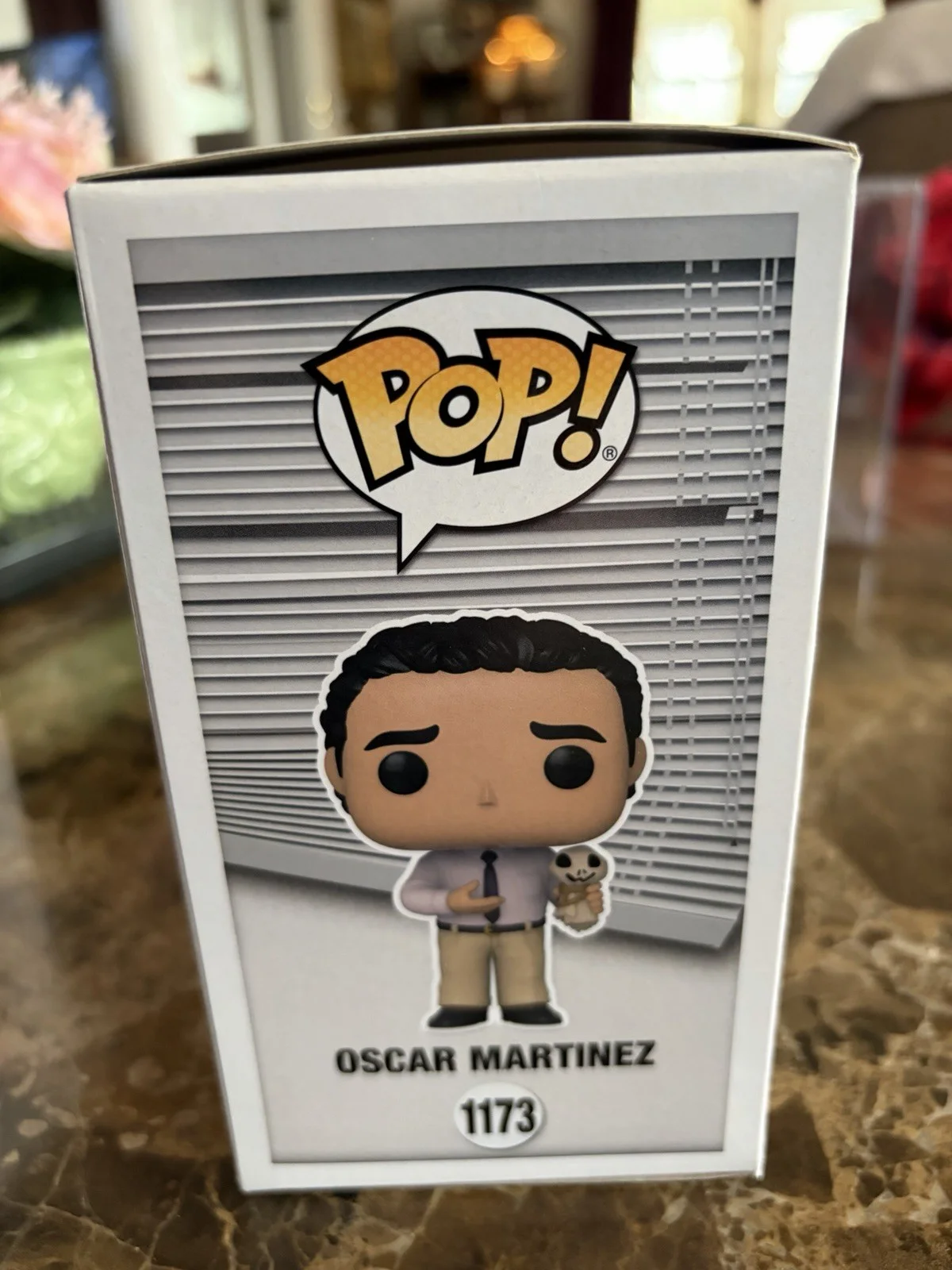 Oscar Nunez — Oscar Nunez The Office Signed Oscar #1173 Funko Pop Vinyl Figure JSA #WA178384🔥, изображение 4