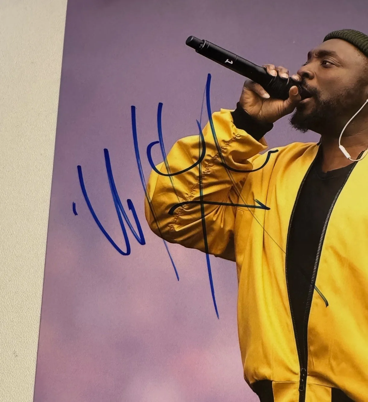 WILL I AM Autographed 8x10 Photo SIGNED AUTO Black Eyed Peas, изображение 2
