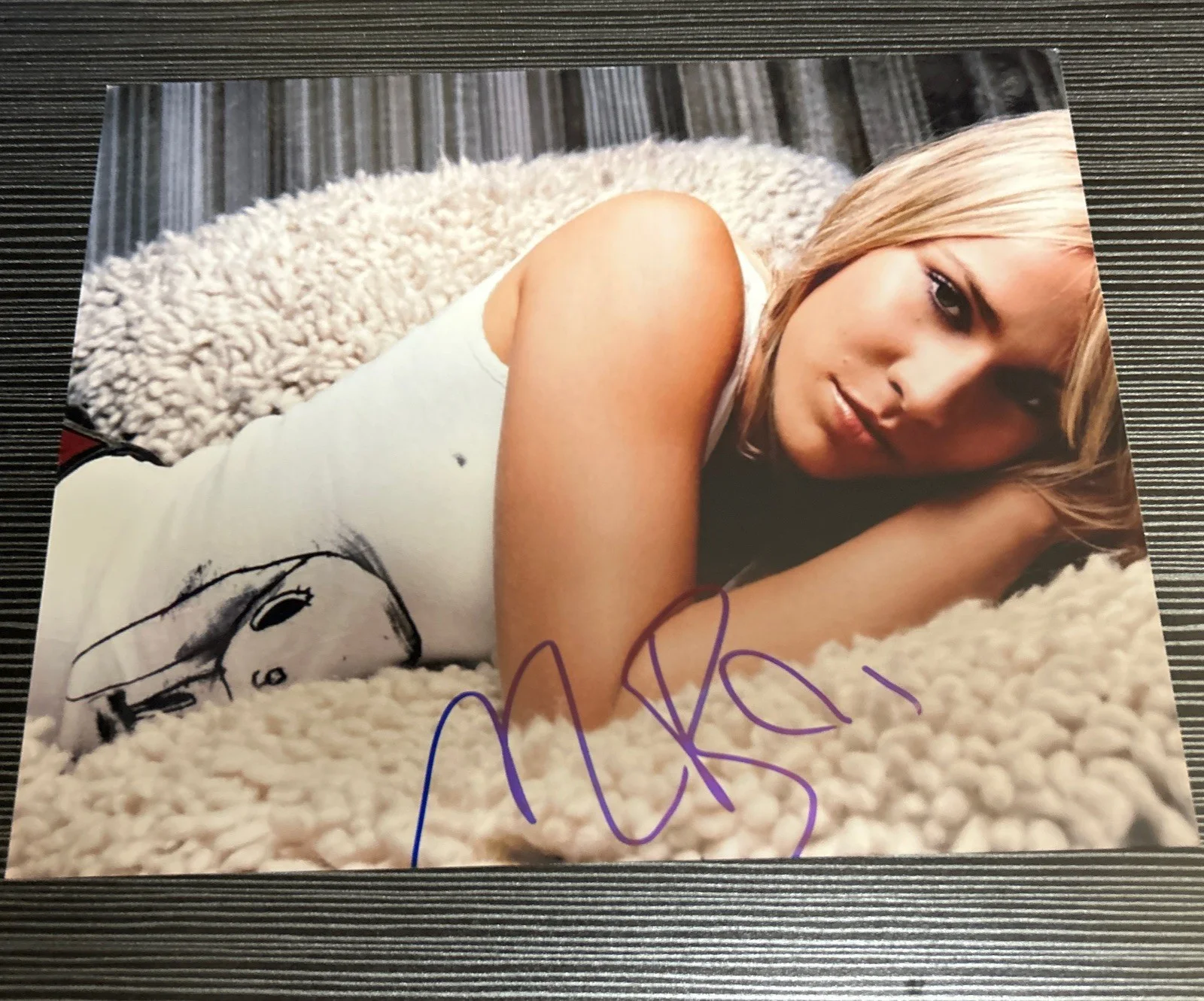 NATASHA BEDINGFIELD SINGER Signed Autographed 8x10 Photo AUTHENTIC C, image 2