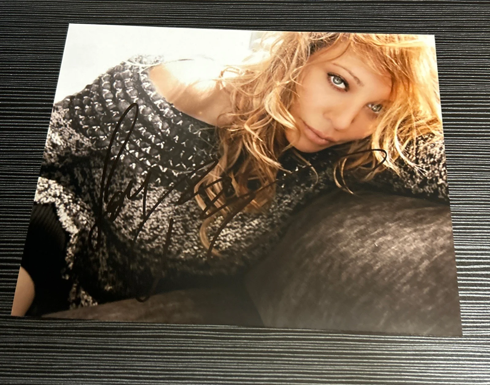 TAYLOR DAYNE SINGER Signed Autographed 8x10 Photo AUTHENTIC A, image 2