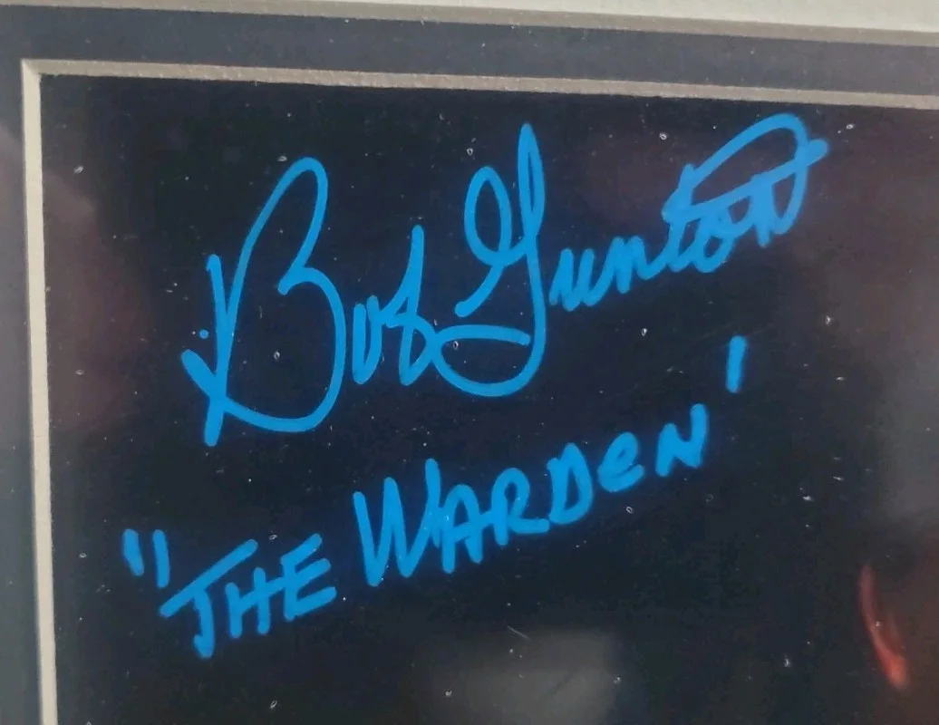 NICE FRAMED & MATTED 8x10 Bob Gunton "The Warden" Signed Autographed Photo JSA, изображение 2