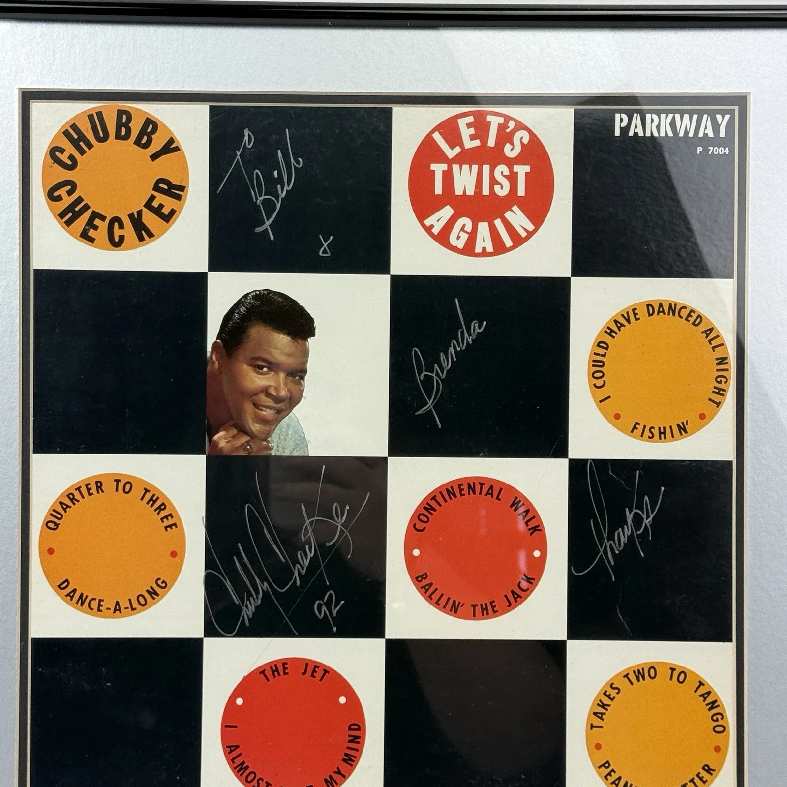 'Let's Twist Again' Chubby Checker SIGNED AUTOGRAPHED RECORD ALBUM COVER Framed, изображение 3