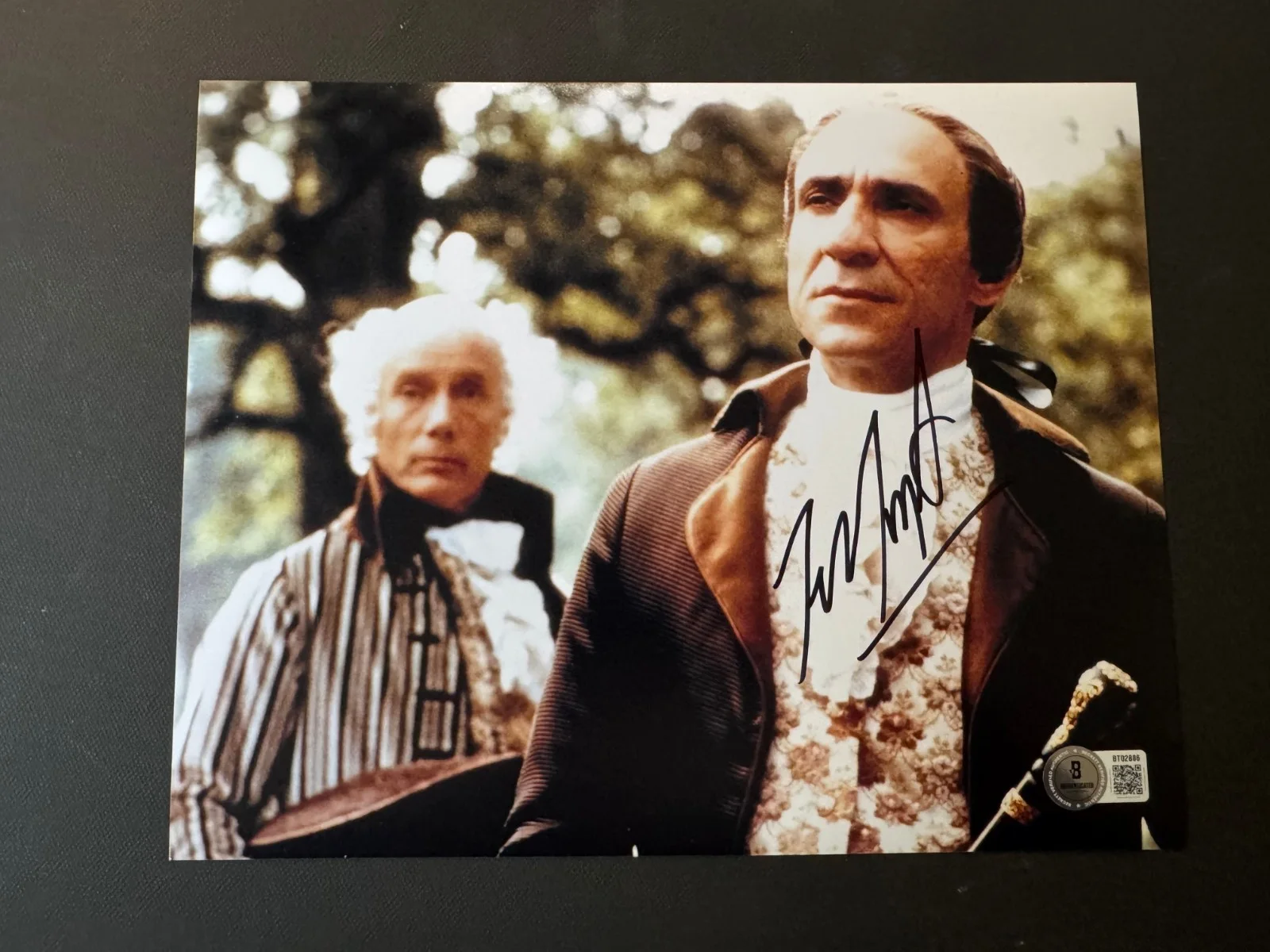 F. Murray Abraham — F. Murray Abraham Rare! autographed signed Amadeus 8x10 photo Beckett BAS coa