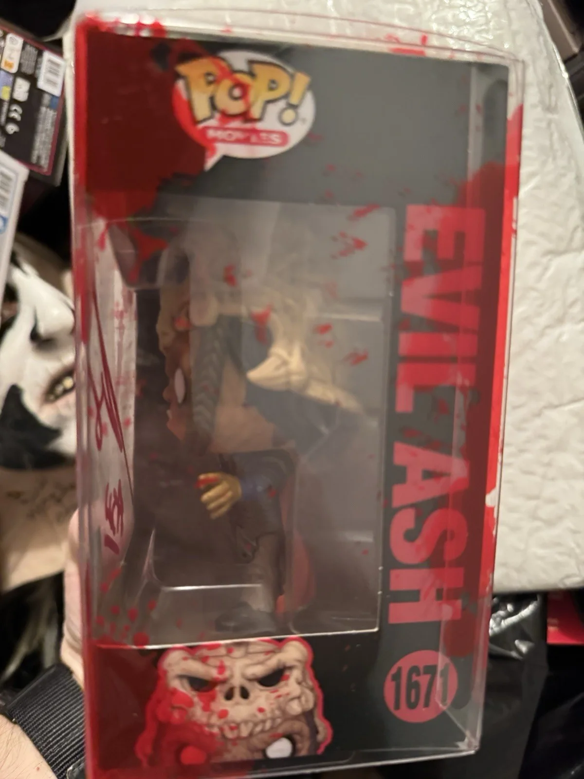 BRUCE CAMPBELL — BRUCE CAMPBELL SIGNED EVIL ASH SCARE FAIR FUNKO 1671 ARMY OF DARKNESS RARE, изображение 2