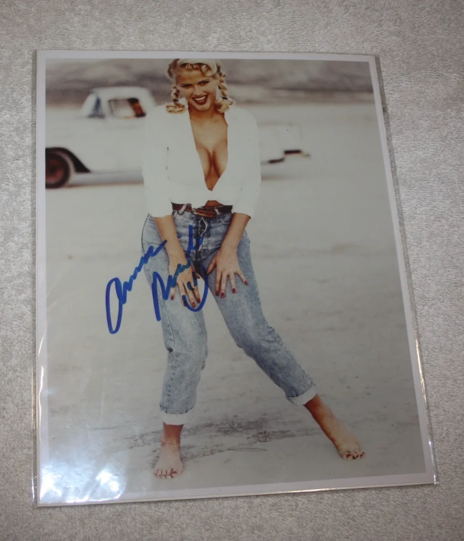 Anna Nicole Smith — Anna Nicole Smith Signed Autographed 8 x 10 Color Photo Gallery of History COA, изображение 2