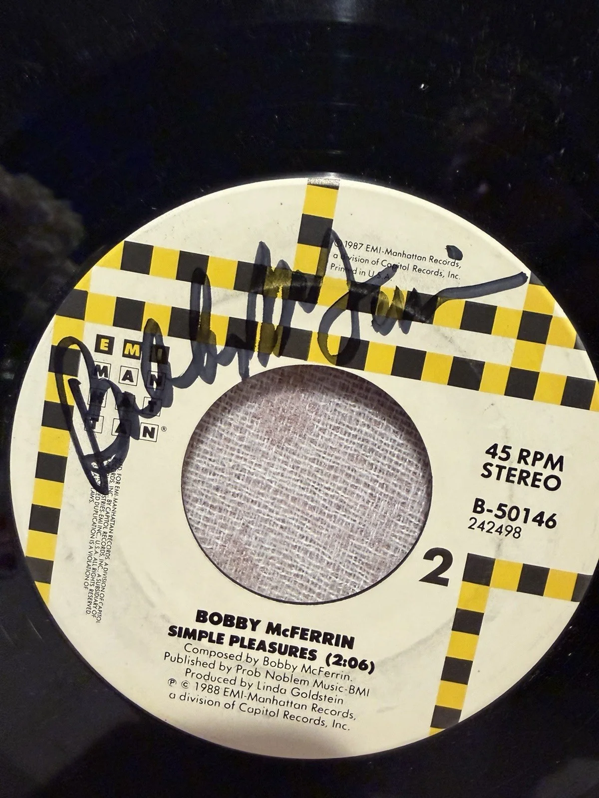 Bobby McFerrin Signed 7” “Don’t Worry Be Happy” Vinyl Record Autographed, image 4