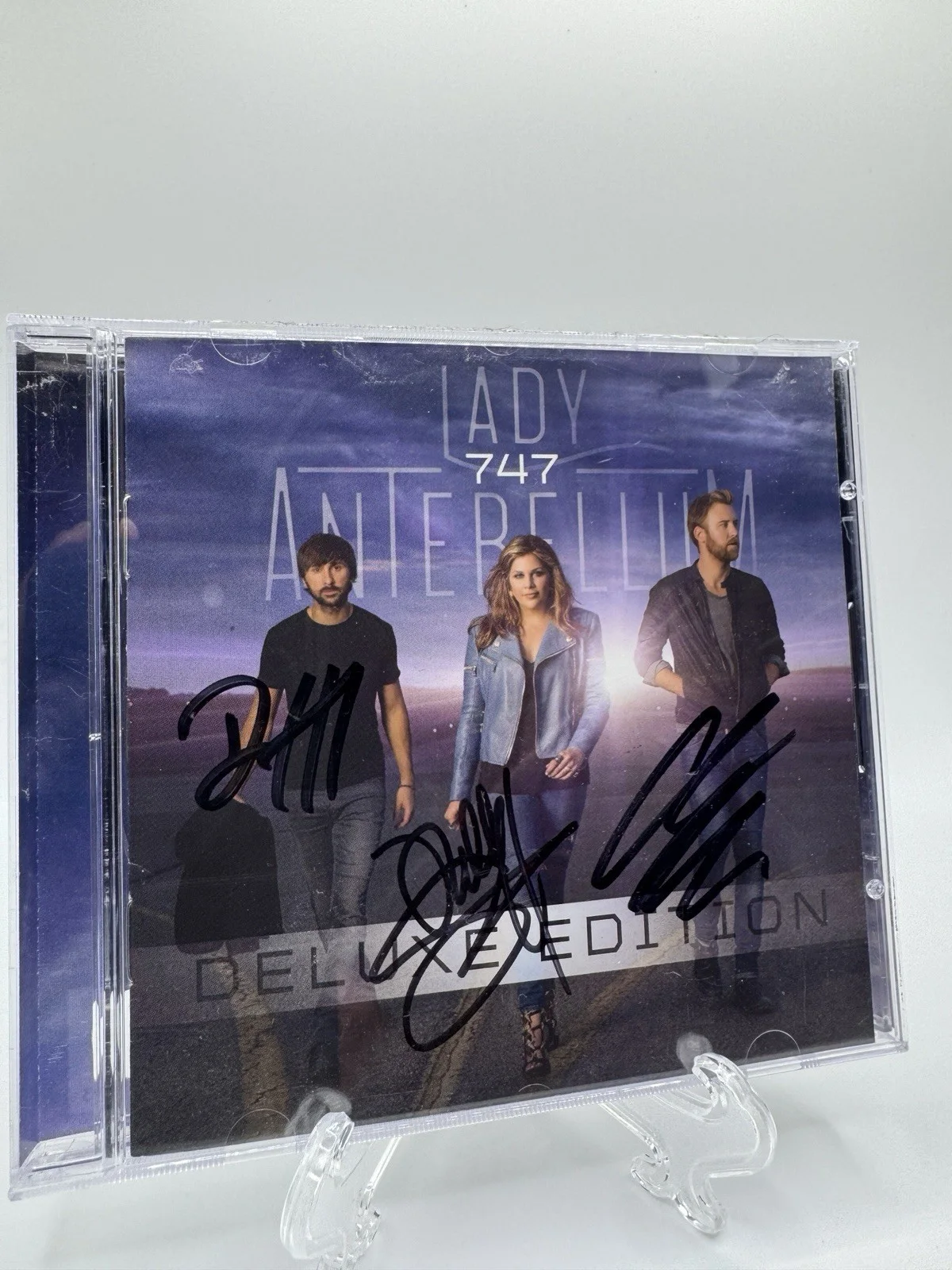 Lady Antebellum Signed 747 CD Cover - Autographed Country Music, изображение 2