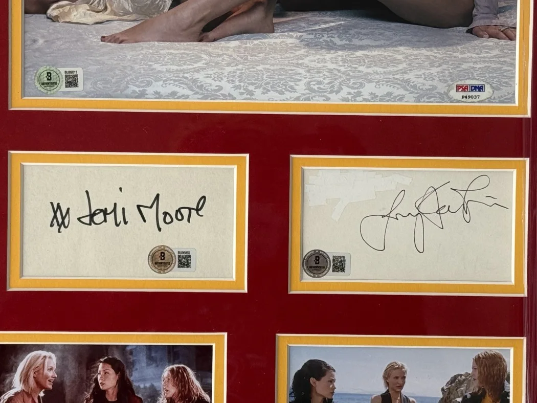 Cameron Diaz, Demi Moore, Drew Barrymoore — Charlie's Angels Signed Photo & Cuts Cameron Diaz Lucy Liu +2 Custom Framed BAS, image 2
