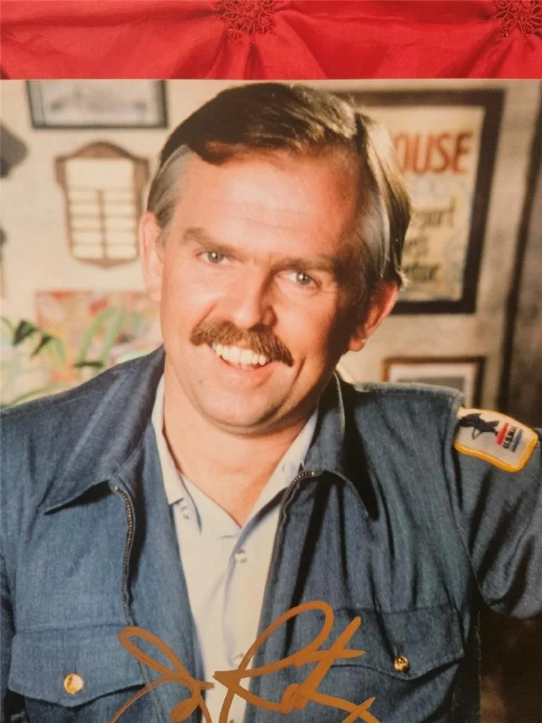 JOHN RATZENBERGER — JOHN RATZENBERGER HAND SIGNED AUTOGRAPHED 8X10 PHOTO CHEERS CLIFF CLAVIN W/ COA, image 4