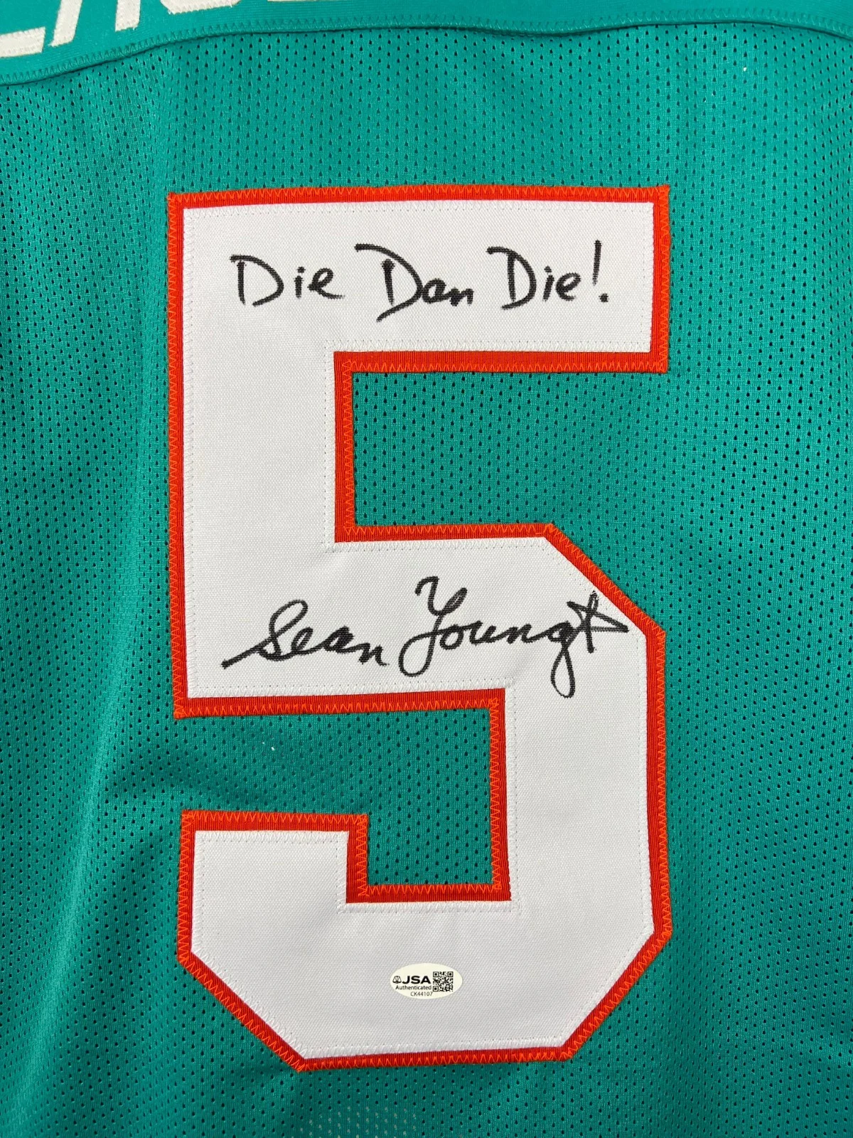 Sean Young — Sean Young autographed signed inscribed jersey Ace Ventura JSA COA Ray Finkle, изображение 2