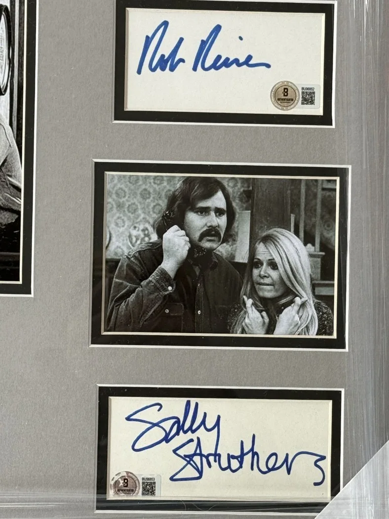 Rob Reiner, Sally Struthers, Jean Stapleton — All In The Family Signed Cuts Rob Reiner Carroll O'Connor +2 Custom Framed BAS, изображение 3